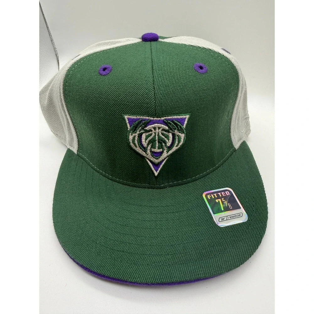 Reebok Milwaukee Bucks NBA Hat Mens 7 5/8 Green Purple Multi Team Fitted Cap